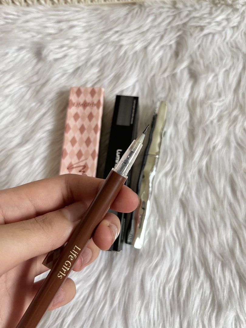STEEL MASCARA & EYEBROW PEN SET (Category: Makeup) located in Binangonan. Submitted by prelovedbyjenai (Listing ID 1463337825, Image 3). Description: - can ship agad - brandnew.