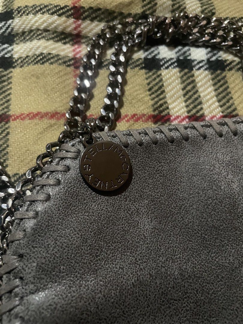 STELLA MCCARTNEY Falabella Sling Bag (Category: Luxury Bags & Wallets) located in Iligan City. Submitted by ileganteph (Listing ID 1463366993, Image 2). Description: YKK Zipper Hardwares With Tags.