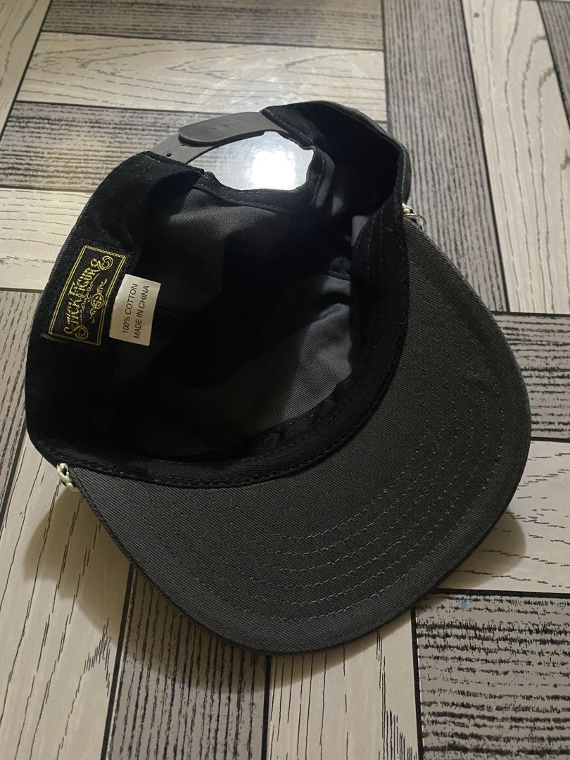 Stick Figure Snapback Cap (Category: Caps & Hats) located in Manila. Submitted by hattearss (Listing ID 1463392740, Image 2). Description: Dm📥.
