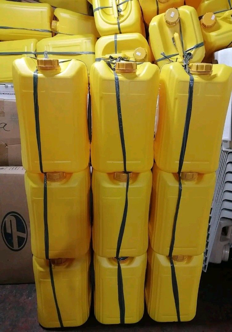 storage containers (Category: Storage Boxes & Baskets) located in Manila. Submitted by asstditems (Listing ID 1463395358, Image 3). Description: .
