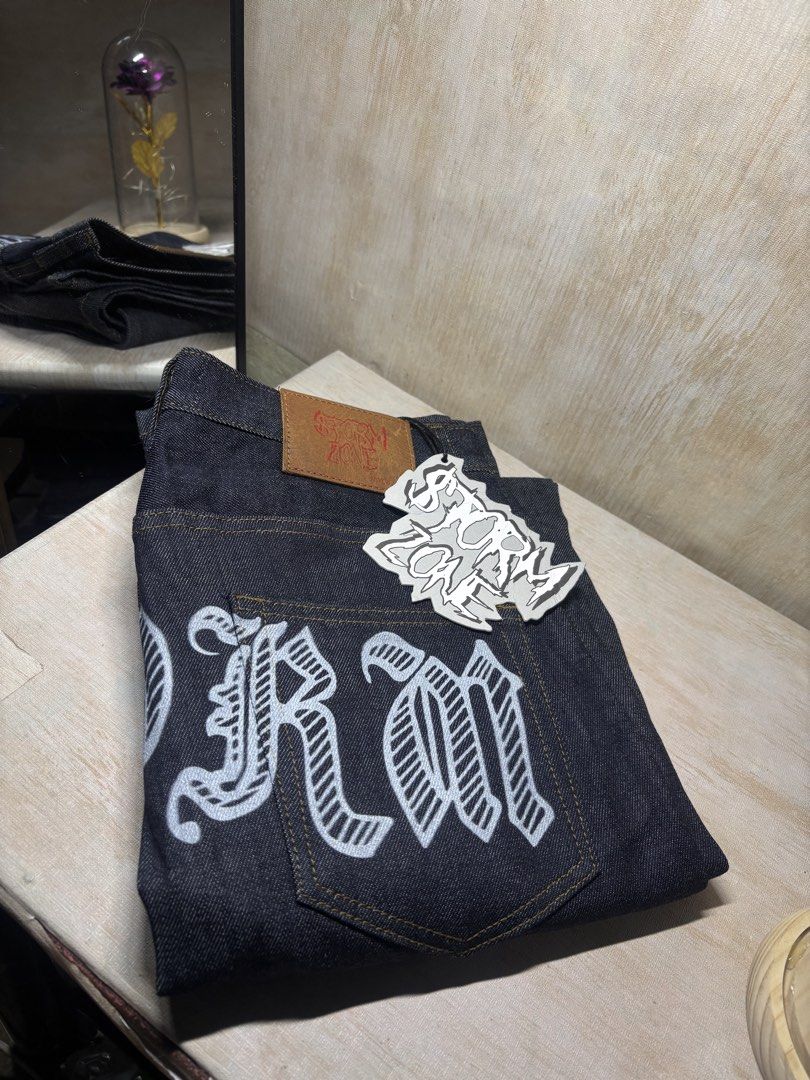 STORM ZONE SELVEDGE DENIM PANTS (Category: Jeans) located in Cabuyao City. Submitted by pormanation-thrift-store (Listing ID 1463551217, Image 2). Description: STORM ZONE SELVEDGE DENIM PANTS Condition: NEW WITH TAGS Color rate: 10/10 (PWEDE SA MASELAN) Size: 30 Dimes: 31”Wx43.5”L Issue: NONE❌ Price: 1500.