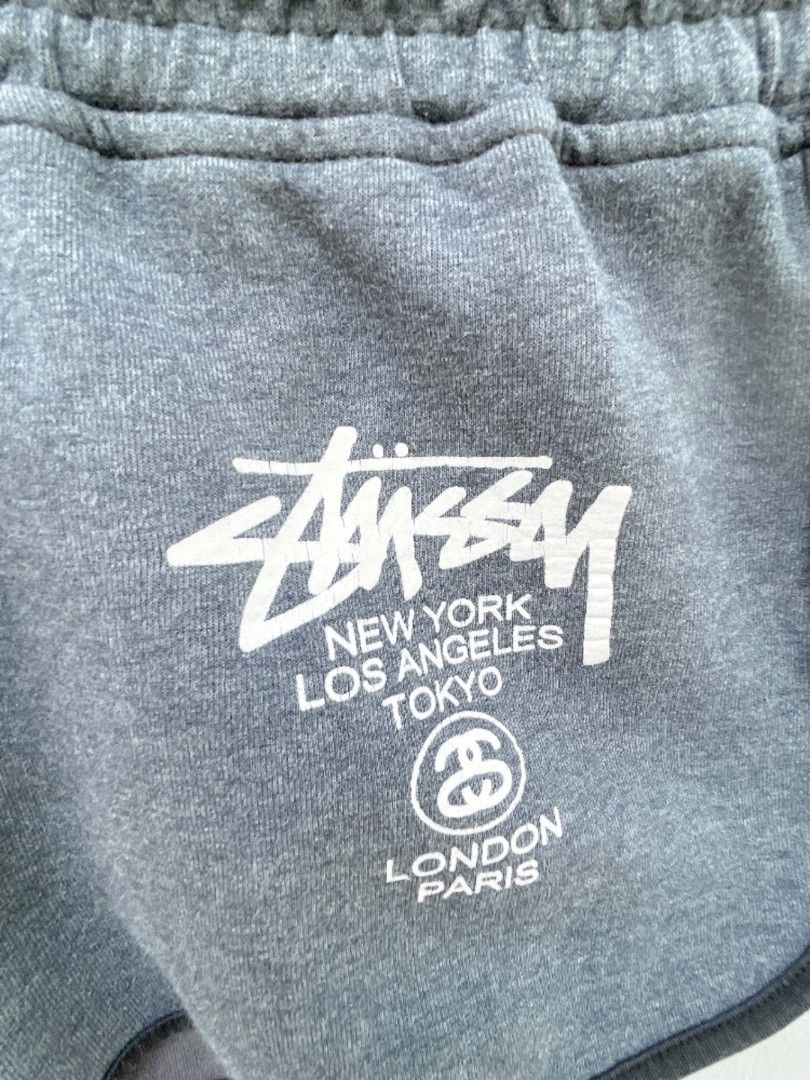 Stussy (Category: Shorts) located in San Nicolas. Submitted by lictawajre19642 (Listing ID 1463393749, Image 3). Description: .