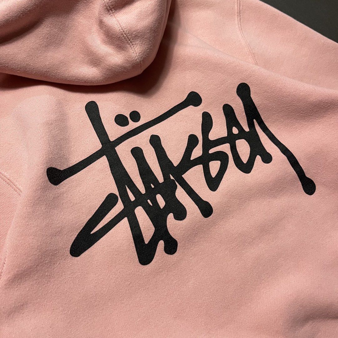 Stussy Basic Logo Hoodie (Category: Coats, Jackets and Outerwear) located in Moncada. Submitted by tishokthrift (Listing ID 1463370003, Image 2). Description: Dimension (in Inches): 20 by 27 Authentic Heavy Material Excellent .