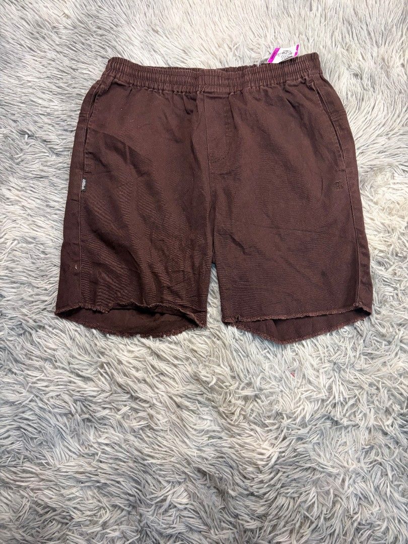 Stussy Brown Cargo Shorts Size 30 (Category: Shorts) located in Manila. Submitted by glenndejes07057 (Listing ID 1463513860, Image 1). Description: - Brand: Stussy - Color: Brown - Size: 30 - Material: 97% Cotton, 3% Spandex - Features: Elastic waistband with drawstring, two side pockets, two back pockets - Detail: Frayed hem.