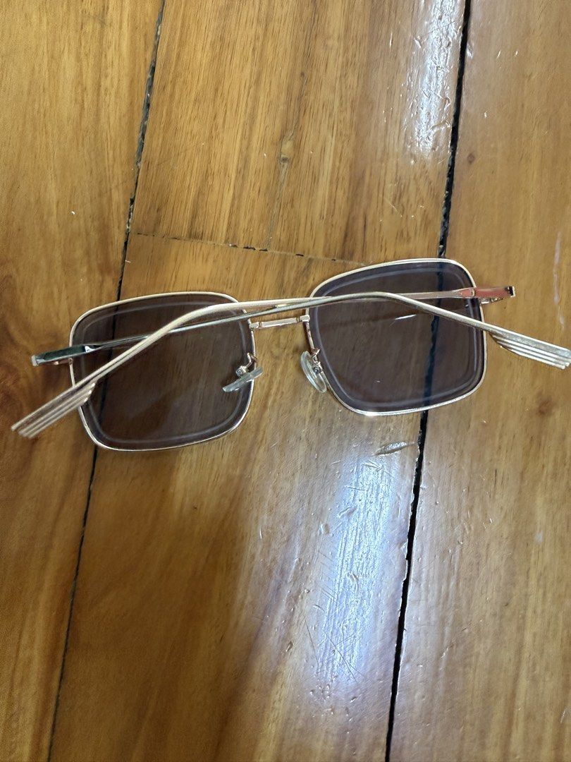 Sunglass (Category: Sunglasses & Eyewear) located in Manila. Submitted by a.c.shop (Listing ID 1463368563, Image 3). Description: .