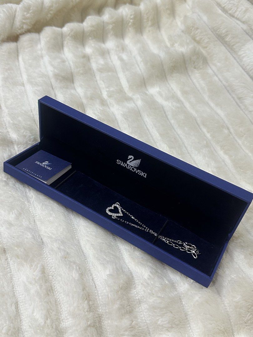 Swarovski Heart Bracelet with Box (Category: Bracelets) located in Cavite. Submitted by aljennaaaa (Listing ID 1463524707, Image 1). Description: .