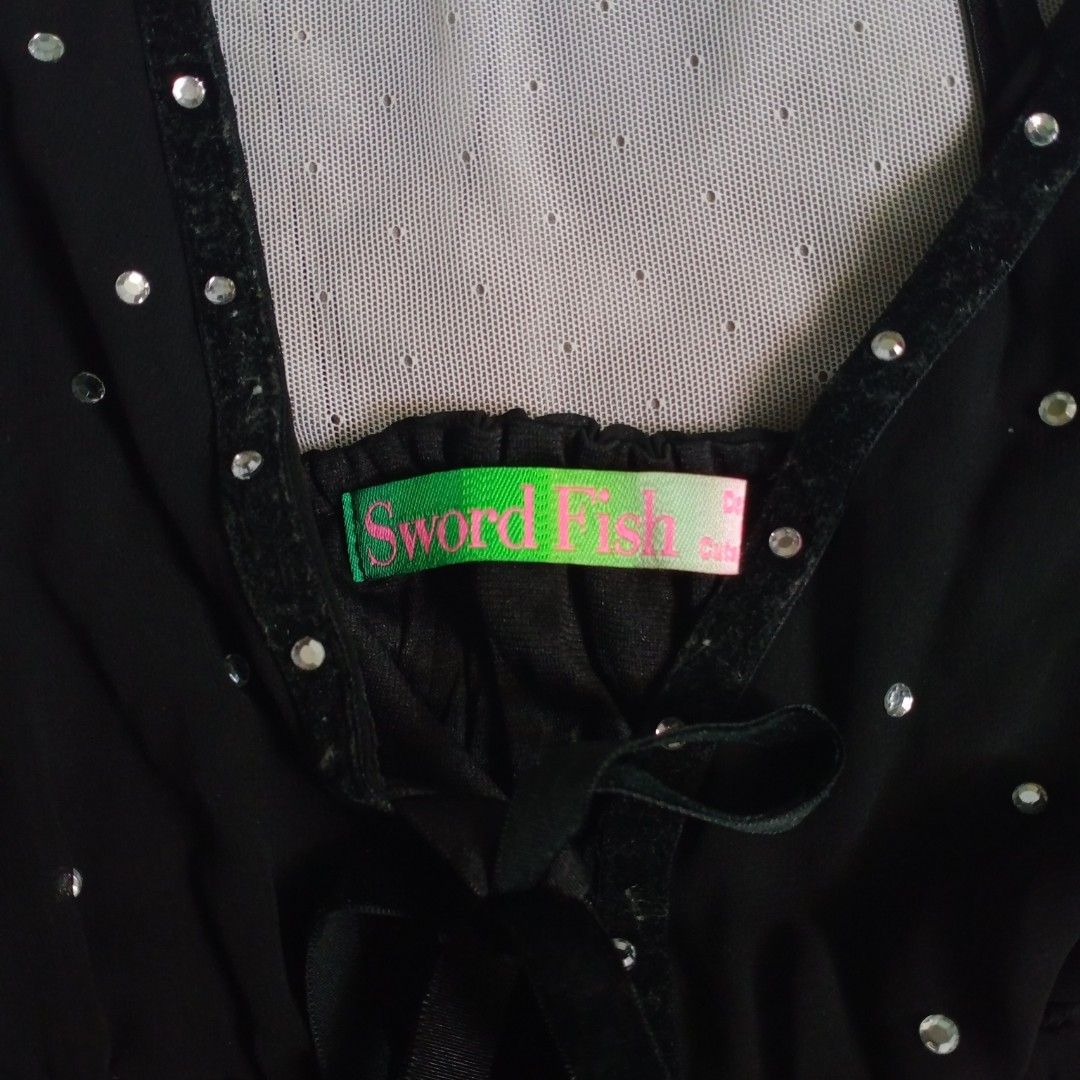 Sword Fish Black Sequin Fairy Top (Category: Dresses) located in Manila. Submitted by electricpetals (Listing ID 1463449195, Image 3). Description: - Brand: Sword Fish - Size: S - Color: Black - Neckline: V-neck - Straps: Adjustable - Details: Small silver sequins on bust, front tie detail - Hemline: Flowy and uneven.