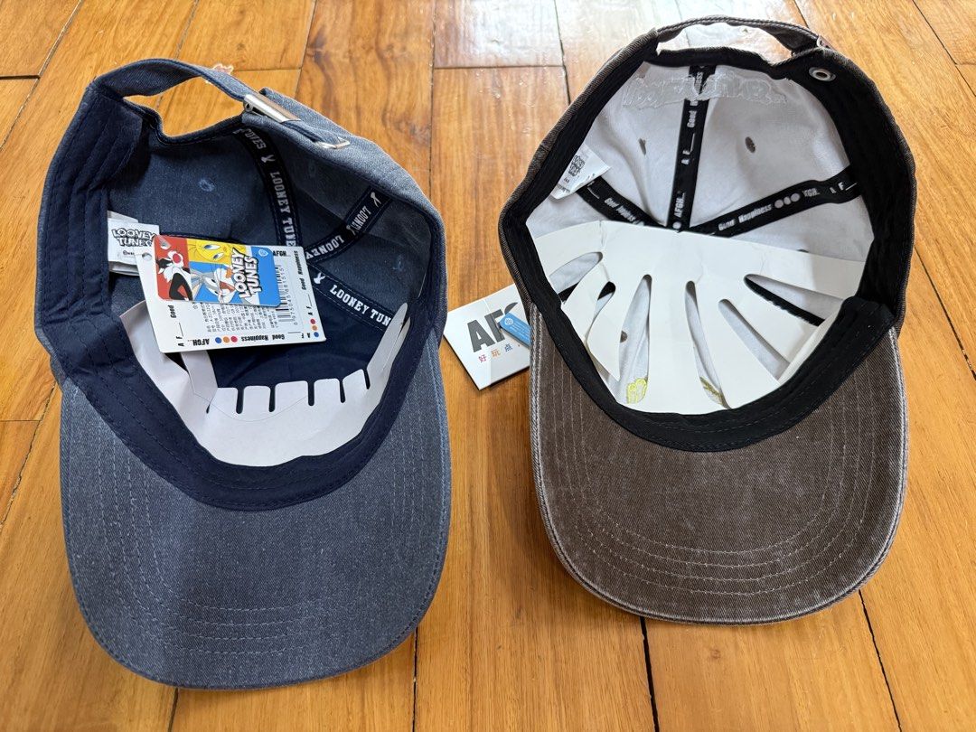 Sylvester and Tweety Bird Cap (Category: Caps & Hats) located in Manila. Submitted by a.c.shop (Listing ID 1463356980, Image 3). Description: Price is each Marvin - sold.