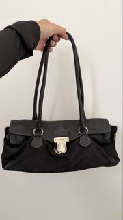 (Kategori: ) berada di . Dikirim oleh ilham.thrift (ID iklan 1463501452, Gambar 1). Deskripsi: .