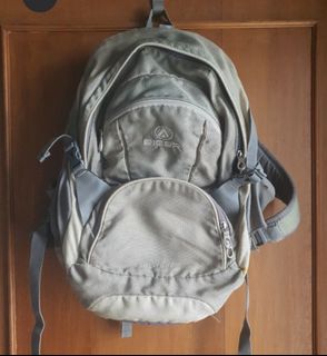 (Kategori: ) berada di . Dikirim oleh dewi.brhm (ID iklan 1463534161, Gambar 1). Deskripsi: .