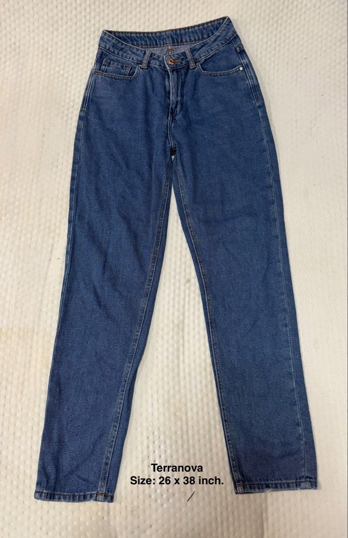 Terranova Mom Jeans (Category: Jeans) located in Quezon City. Submitted by pinkyswearshop (Listing ID 1463367108, Image 1). Description: .