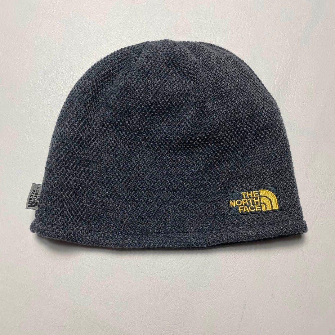 THE NORTH FACE BONET (REVERSIBLE) (Category: Hats & Beanies) located in Manila. Submitted by valuable_rags (Listing ID 1463526935, Image 3). Description: THE NORTH FACE BONET (REVERSIBLE) CONDITION : EXCELLENT SIZE : OSFA DIMENSIONS: OSFA ISSUE: NONE .