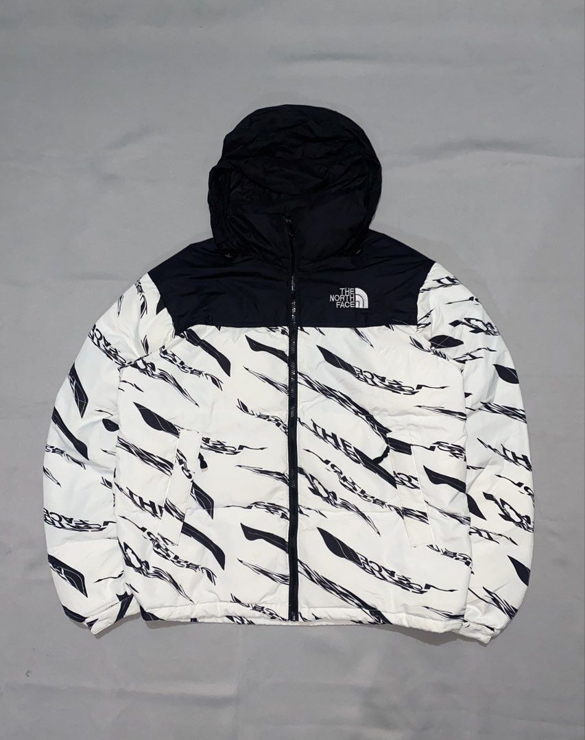 THE NORTH FACE NUPTUSE DOWN PARKA 700 PUFFER JACKET PACKABLE HOOD (Category: Coats, Jackets and Outerwear) located in Meycauayan. Submitted by yu1wardrobe (Listing ID 1463485842, Image 1). Description: W:23 (adjustable) L:27.5 CR:10/10 EXCELLENT CONDITION ISSUE:NONE CLAIM:1900 PLUS SF OR OFFER .