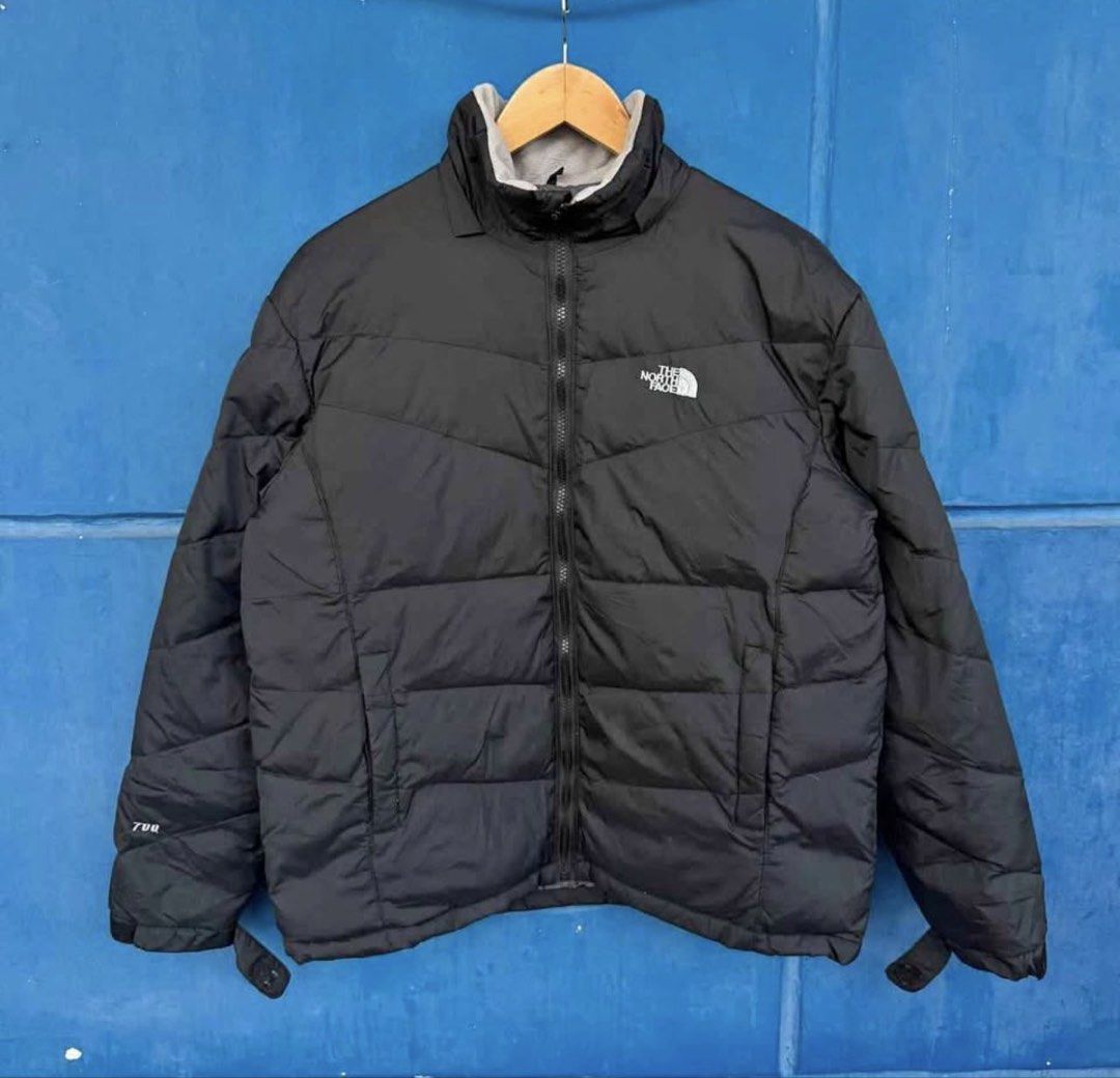 The North Face Puffer Jacket (Category: Coats, Jackets and Outerwear) located in Makati City. Submitted by kuyajinji (Listing ID 1463475019, Image 1). Description: TNF Puffer Jacket 700 Series • width: 23 • length: 25 •condition: excellent •flaws: missing hood, no zip puller RFS: Too small on me.