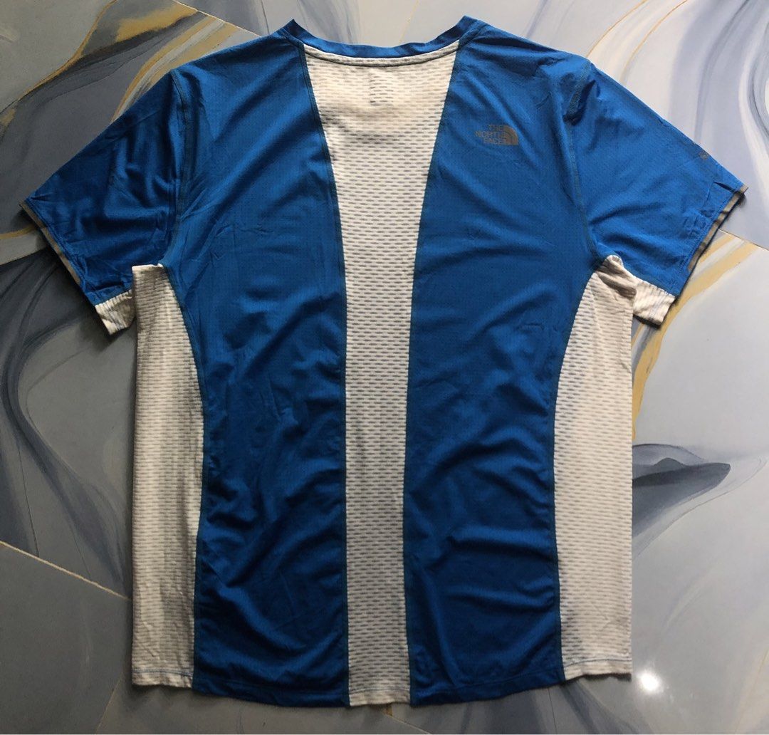 The North Face Summit Series size L-XL (Category: Activewear) located in Sumilao. Submitted by kentmarkda97226 (Listing ID 1463438039, Image 3). Description: Need Wash only ang sleeve.