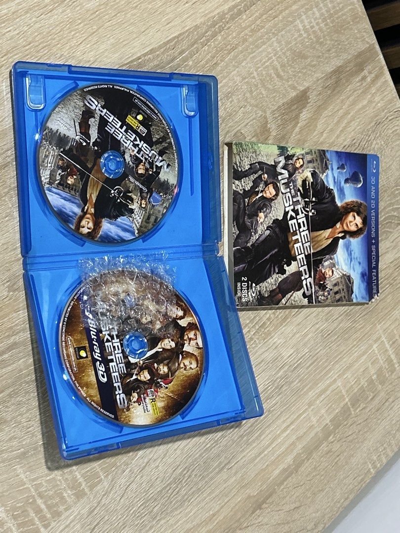 the three musketeers cds (Category: CDs & DVDs) located in Talisay. Submitted by artmeus (Listing ID 1463478379, Image 2). Description: untested po kasi wala na akong dvd player now but the last time nanood po ako nito okay panaman. payment first po thru cashg + shipping fee via jnt qt .