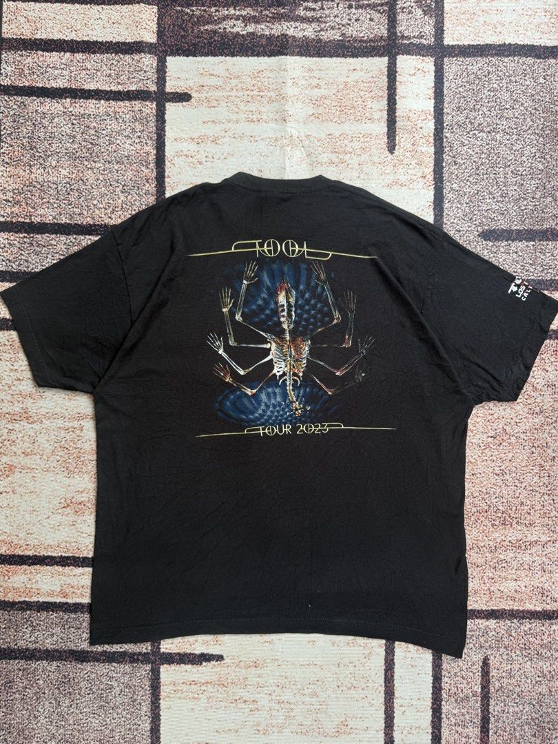 Tool 2023 tour shirt (Category: Formal Shirts) located in Abulug. Submitted by jv1122 (Listing ID 1463400356, Image 1). Description: tool tour 2023 shirt no issue 25x30 dimes.
