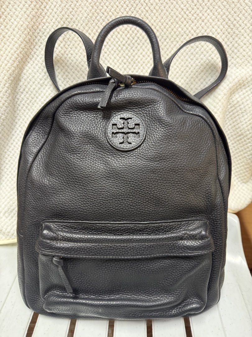 Tory (Category: Luxury Bags & Wallets) located in Manila. Submitted by jm_jm88 (Listing ID 1463400820, Image 1). Description: Measurement 12 x 14.