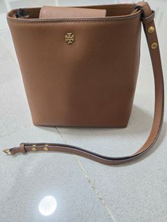 （分類：）位於 。 由 ayla_22 提交（商品編號 1463346867，圖片 1）。簡介： 。