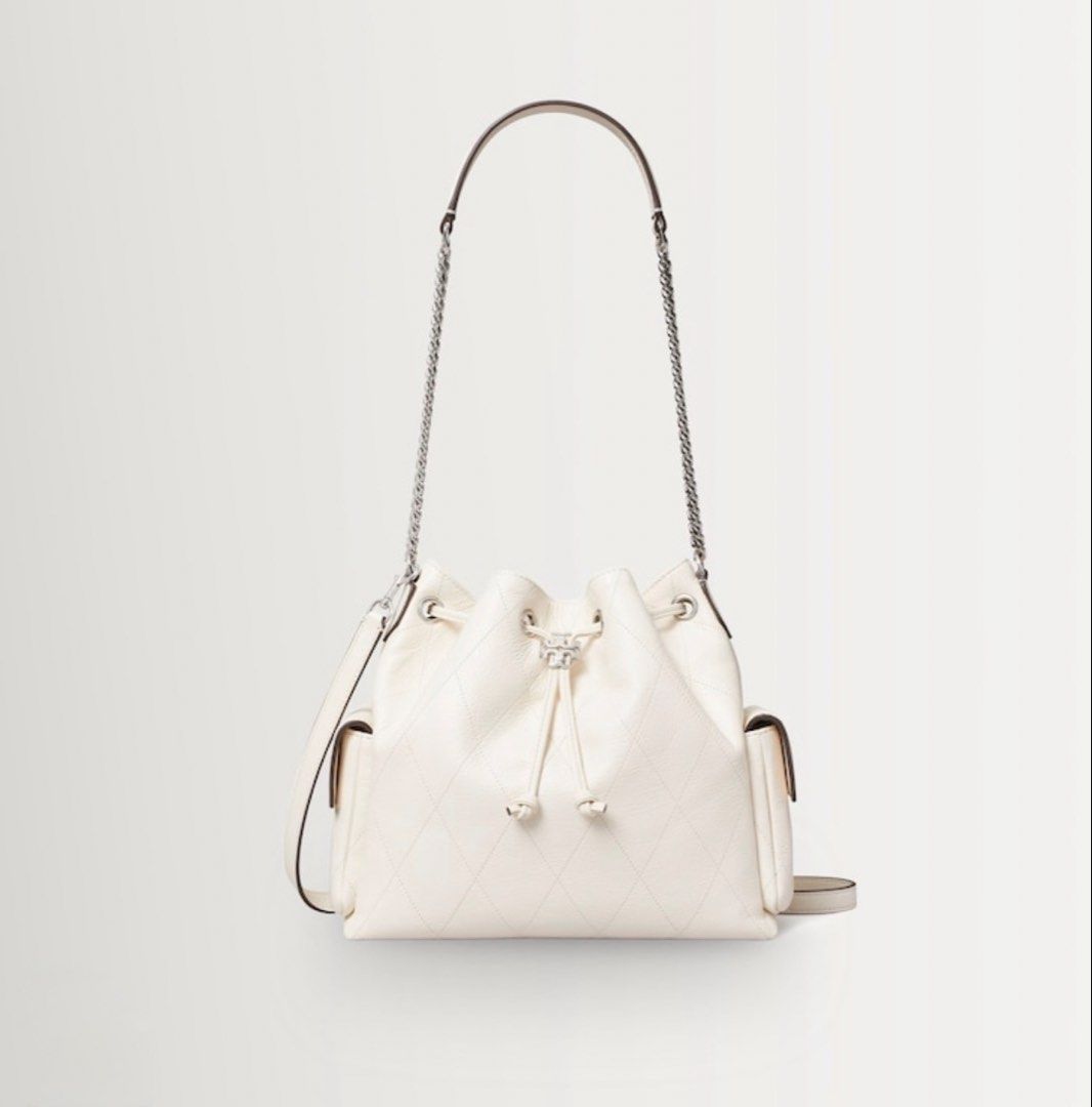 Tory Burch Charlie (Category: Shoulder Bags) located in Orani. Submitted by fromlove.withluxe (Listing ID 1463536643, Image 1). Description: .