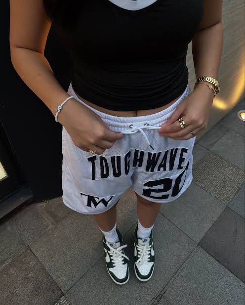 Toughwave Mesh Shorts (Category: Shorts) located in Quezon City. Submitted by shop.wildfactorieph (Listing ID 1463523523, Image 1). Description: CTTO. Used once for a pshoot. SRP ₱2290 but selling for ₱1800 only. .