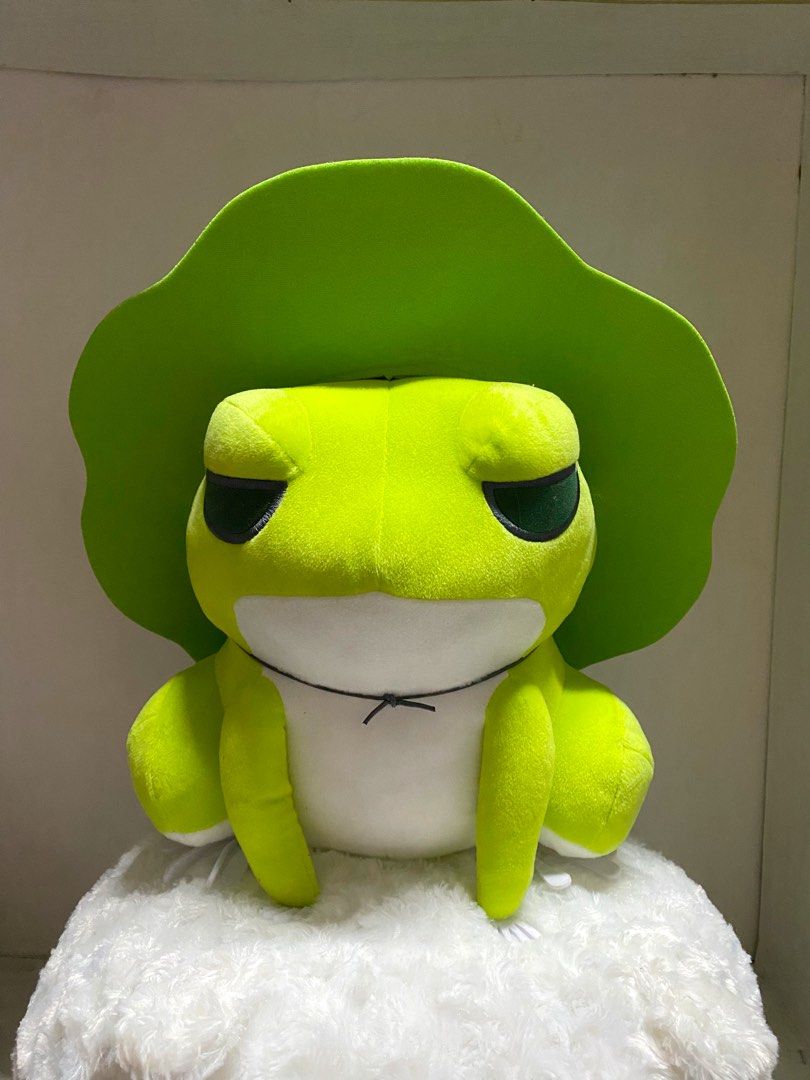Travel Frog Banpresto Big Huggable (Category: Plushies & Soft Toys) located in Pili. Submitted by larkspurbloom7 (Listing ID 1463443663, Image 1). Description: .