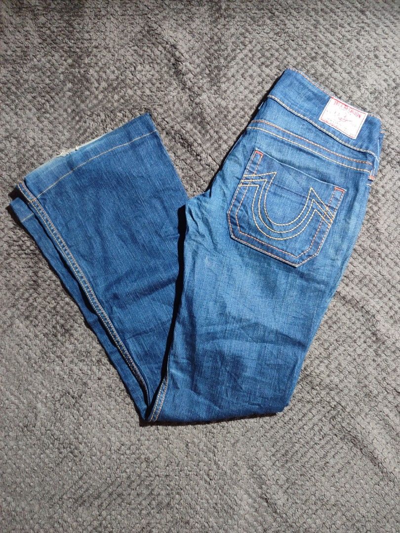 TRUE RELIGION SAMMY BIG T FLARED (Category: Jeans) located in Pagadian. Submitted by hidden_gems. (Listing ID 1463437800, Image 1). Description: L 42 W 28 ISSUE IN PIC.
