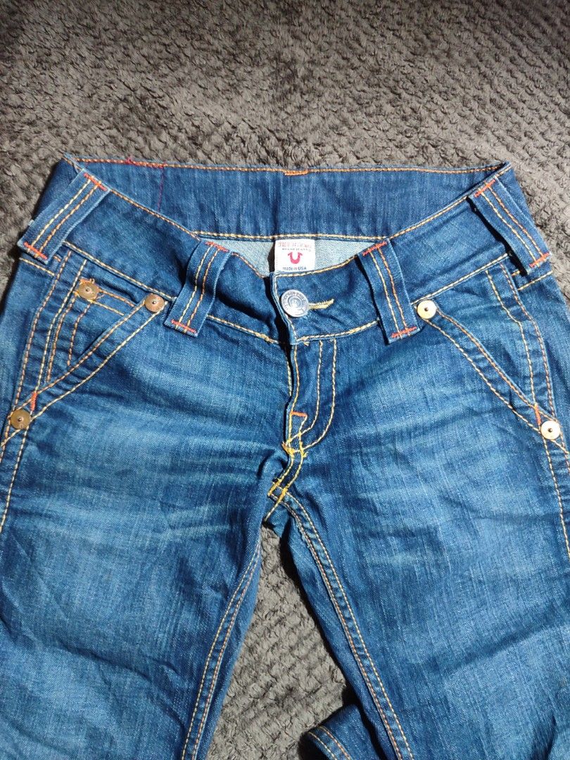 TRUE RELIGION SAMMY BIG T FLARED (Category: Jeans) located in Pagadian. Submitted by hidden_gems. (Listing ID 1463437800, Image 3). Description: L 42 W 28 ISSUE IN PIC.