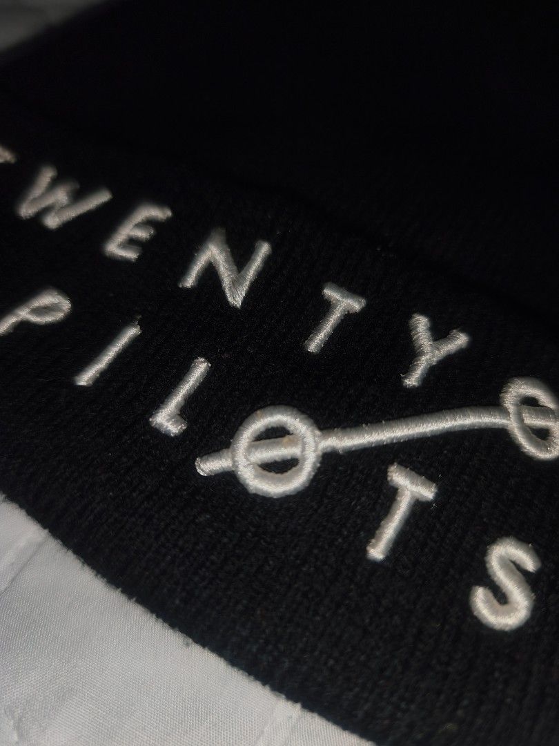 Twenty One Pilots Black Beanie (Category: Beanies) located in Cagayan de Oro. Submitted by elijah350below (Listing ID 1463547897, Image 2). Description: Black beanie with the Twenty One Pilots logo embroidered on the front. Made of 100% acrylic. One size fits most. Great for fans of the band. Keep warm in style. one size excellent no issues payment: Gcash, maribank & LBP courier: J&T color may vary due to lightning items are thrifted, limit expec