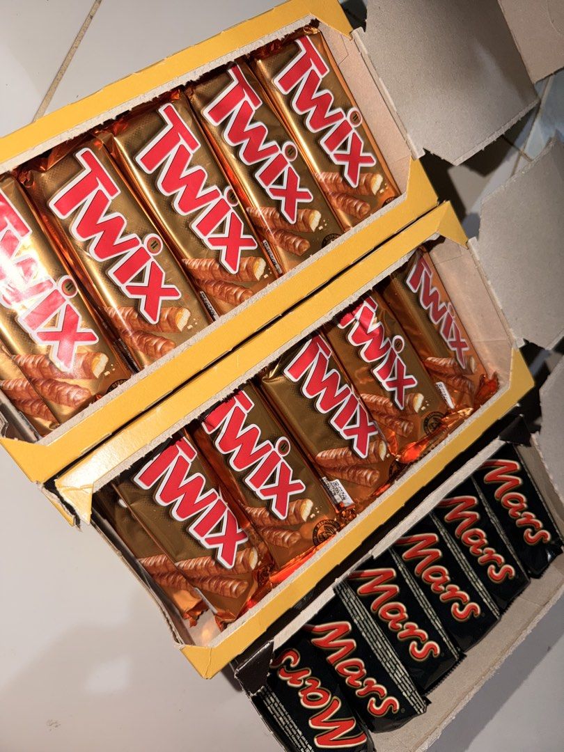 TWIX AND MARS CHOCOLATE (Category: Other Food & Drinks) located in Quezon City. Submitted by kaye3435 (Listing ID 1463476739, Image 1). Description: 1k per box 📍tandang sora qc.