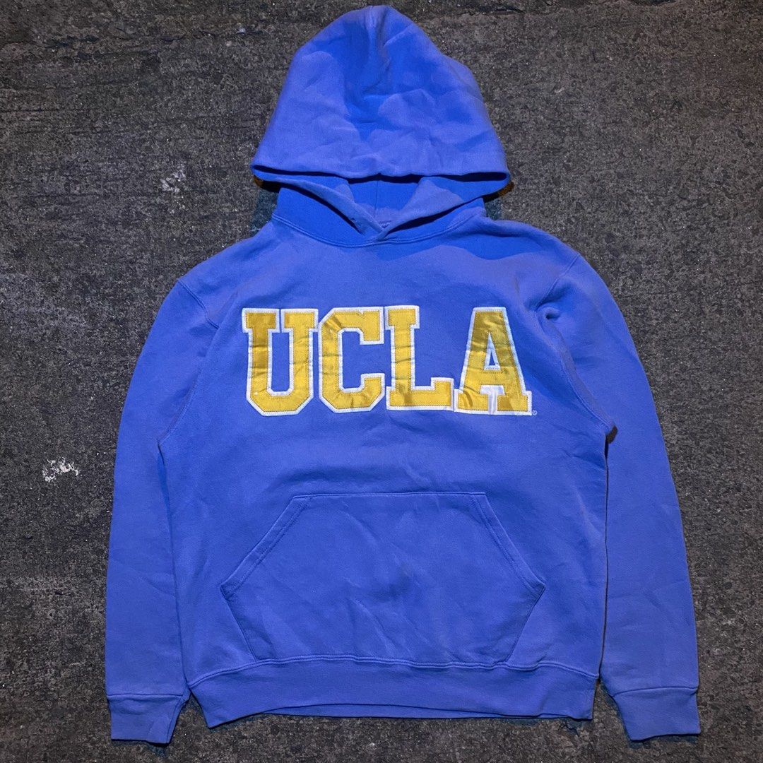 UCLA Big Patch Hoodie (Category: Hoodies) located in Manila. Submitted by steeezyyy (Listing ID 1463365812, Image 1). Description: excellent condition no issue big patch made in usa 550 only pm lang po meet up sa malapit W 22 x L 26 Location : Mandaluyong City .