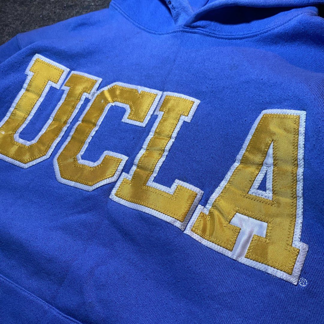UCLA Big Patch Hoodie (Category: Hoodies) located in Manila. Submitted by steeezyyy (Listing ID 1463365812, Image 3). Description: excellent condition no issue big patch made in usa 550 only pm lang po meet up sa malapit W 22 x L 26 Location : Mandaluyong City .