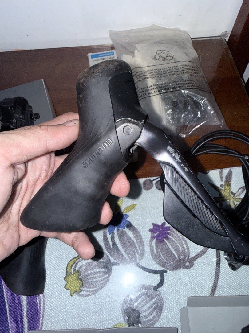 Ultegra Di2 Groupset Complete 12 Speed (Category: Bicycles) located in Manila. Submitted by mikael.lim1234 (Listing ID 1463407242, Image 3). Description: Selling Ultegra Di2 2x12 R8170 Complete Groupset Details - R8170 Crankset 170mm - R8170 2x12 STI - BR8170 Calipers - R8170 12 Speed RD - R8170 12 Speed FD - R8170 11-30 Cogs - R8170 12 Speed Chain - MT800 160-140 Rotors - Di2 Battery - Di2 Charger - Di2 Cables Honest Issues: scratches sa sti and