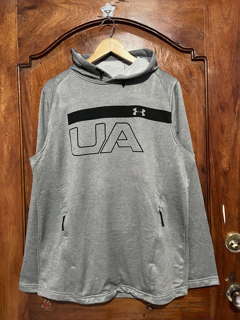 Under Armour Cold Gear Hoodie Jackets (Category: Coats, Jackets and Outerwear) located in Tumauini. Submitted by jomerthrift (Listing ID 1463510252, Image 1). Description: Dimes: 23x28 Color rate: 10/10 No issue Asnew.