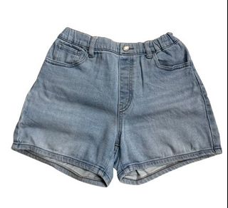 (Category: ) located in . Submitted by azleague (Listing ID 1463343539, Image 1). Description: .
