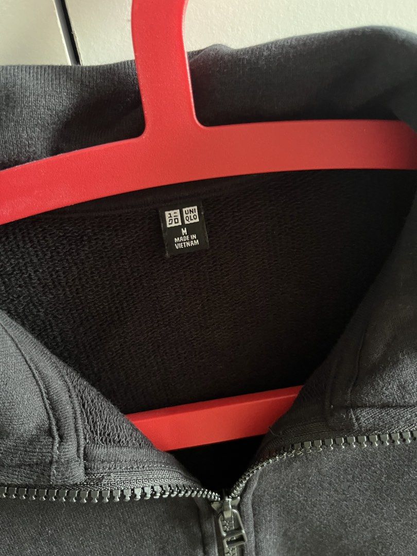 Uniqlo Black Half Zip Sweatshirt Size M (Category: Coats, Jackets and Outerwear) located in Manila. Submitted by beasells.preloved (Listing ID 1463451979, Image 2). Description: Uniqlo Black Sweatshirt - Half-zip neckline with collar - Long sleeves - Ribbed hem - Size: Medium (M) - Made in Vietnam - Comfortable and casual style Used once only. No issues. RFS: Too loose on me.