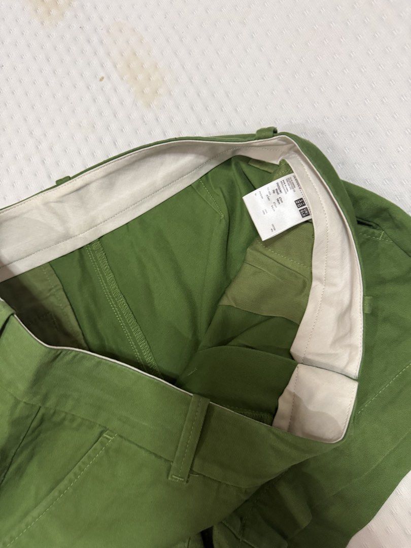 Uniqlo Chino Short (Category: Shorts) located in Quezon City. Submitted by pinkyswearshop (Listing ID 1463367923, Image 2). Description: .