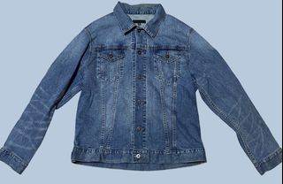(Category: ) located in . Submitted by curatedthrift.26 (Listing ID 1463374802, Image 1). Description: .
