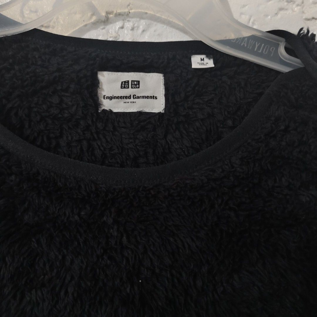 Uniqlo fleece Sweater (Category: Coats, Jackets and Outerwear) located in Bacoor. Submitted by sayd17 (Listing ID 1463406240, Image 3). Description: .