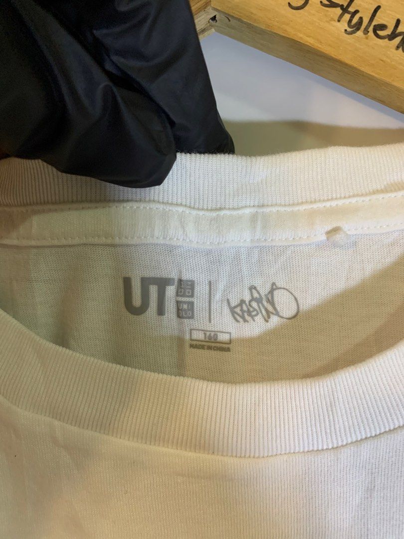 Uniqlo Labubu (Category: Formal Shirts) located in Manila. Submitted by kenetoy (Listing ID 1463441165, Image 3). Description: Uniqlo - Fittings: Medium - Excellent condition - Width: 19 - Length: 26 - Color rate: 10/10 - Color may vary due to lighting - No issue, need wash 🏷️ 300.