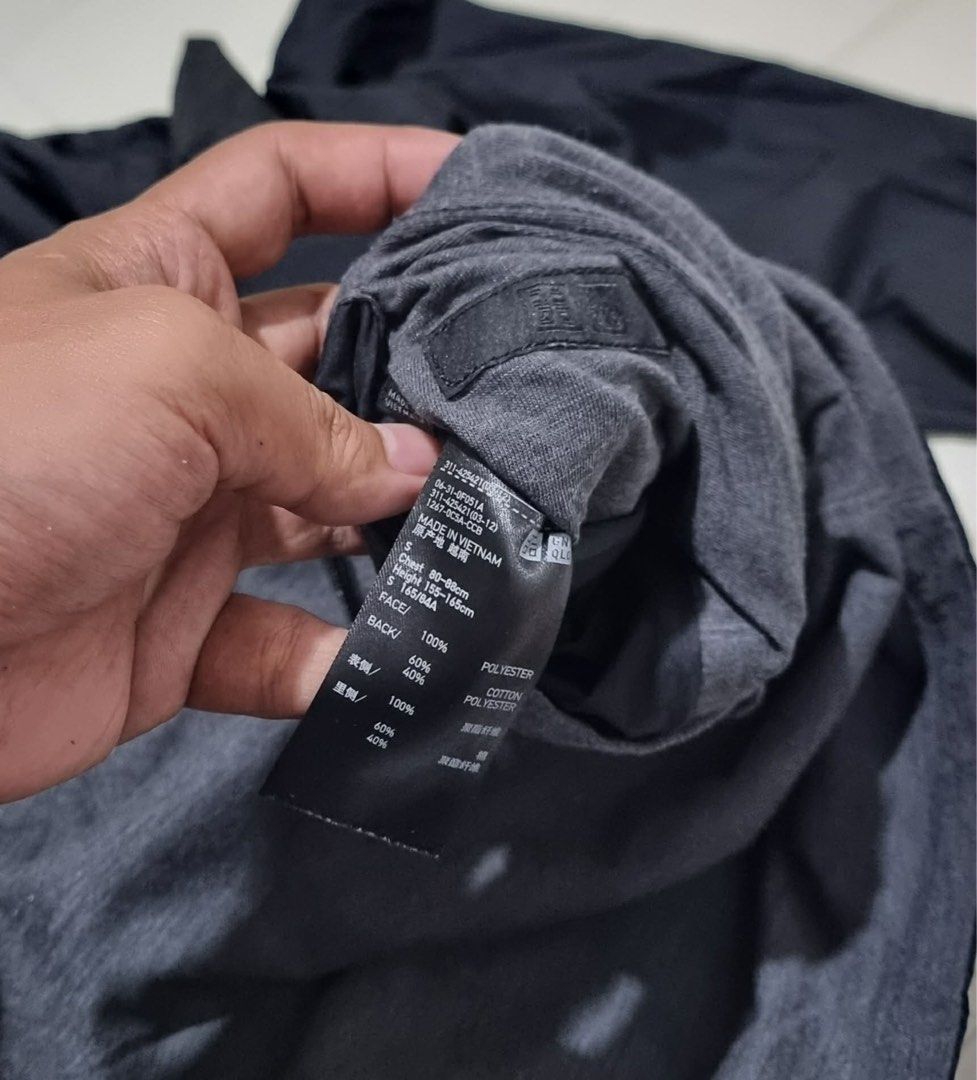 Uniqlo men reversible parka (Category: Coats, Jackets and Outerwear) located in San Pablo. Submitted by shenettdaily (Listing ID 1463438460, Image 3). Description: Uniqlo Men’s Reversible Parka Jacket Excellent Condition Dimes: W-19.5 / L-24.5 Price: 850 +SF Color May Slightly Vary Due to Photographic Lighting Sources Location: San Pablo City, Laguna First to Pay policy No Reservations MOP Gcash/ Pick up J&T courier ❌COD/COP PM/DM for faster tran