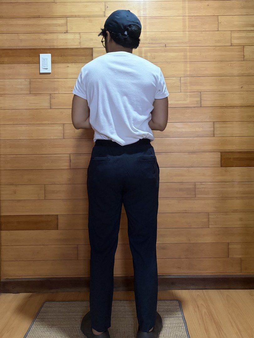Uniqlo Navy Blue Pants (Category: Other Bottoms) located in Las Pinas. Submitted by cmrqz (Listing ID 1463369745, Image 2). Description: - Navy blue trousers - Straight leg cut - Back pockets - High waisted design.