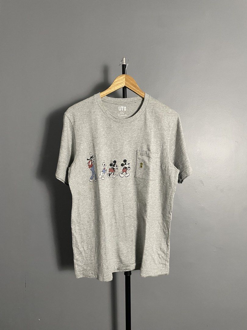 Uniqlo Pocket Tee x Disney (Category: Tshirts & Polo Shirts ) located in Cagayan de Oro. Submitted by providence.ph (Listing ID 1463457664, Image 1). Description: Uniqlo Pocket Tee x Disney Size on tag: L Length: 27.5 inch Shoulder width: 18 inch Chest width: 20 inch Conditions rate: 10/10 Color rate: 10/10 ———————————- Mine - ₱350 Steal - ₱399 Grab - ₱459 PS: Grab will automatically yours with free shipping fee. MOP: G-cash +shipping fee NOTE! K