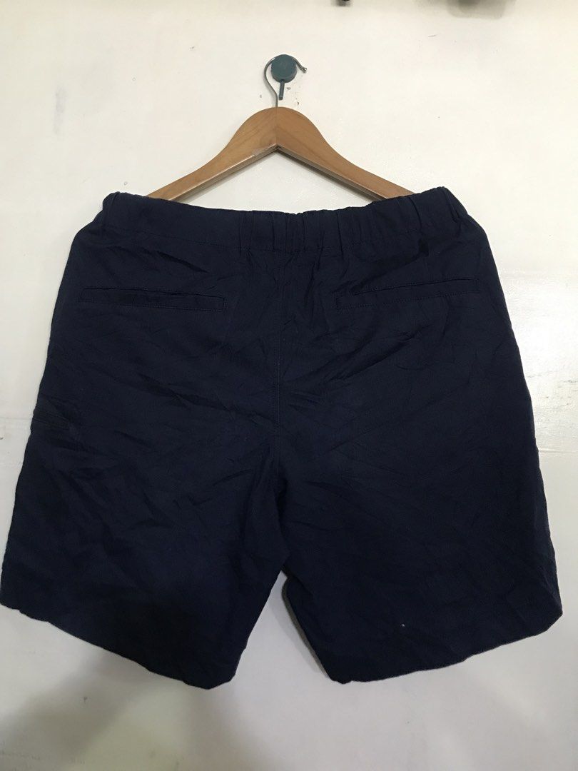 Uniqlo utility short 5 pockets size 32 (Category: Looking For) located in Kananga. Submitted by erikajanec32381 (Listing ID 1463362390, Image 3). Description: Uniqlo utility short 5 pocket Size 32 17.5 front lenght 18 back length Excellent condition 9.7/10 color are No issue Ganda nito mga boss☺️ 650 + sf 80 only Leyte location Mine now pay now ship agad Dm for sure buyer.