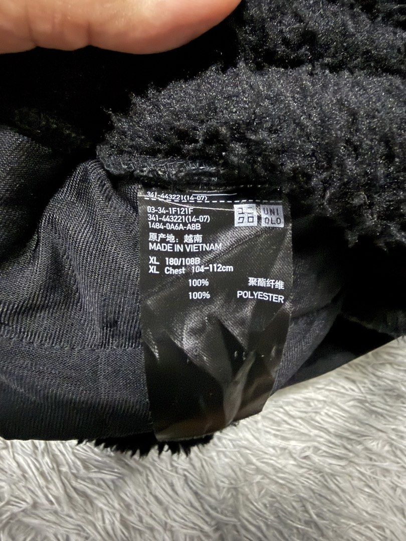 Uniqlo x white mountaineering (Category: Coats, Jackets and Outerwear) located in Cavite. Submitted by timsiojo (Listing ID 1463548831, Image 3). Description: Dimension L30W25 Good condition Cavite loc .