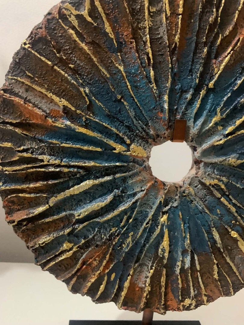 Unique Decorative Round Decor (Category: Other Home Decor) located in Quezon City. Submitted by dfabloveverything (Listing ID 1463360377, Image 2). Description: - Made of Resin Material - Round Decor is removable - Metal Stand - Perfect display for center table, console table or side table / display cabinet - BNEW no BOX.