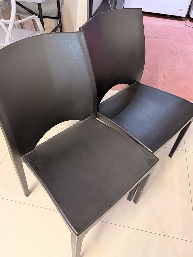 Uratex Brooklyn Monobloc Chairs (Category: Chairs) located in Mandaluyong City. Submitted by classymissy014 (Listing ID 1463555508, Image 1). Description: - Set of 4 Uratex Brooklyn monobloc chairs - Color: Black - Versatile: Suitable for both indoor and outdoor use - Features: Durable and easy to clean - Price: PHP 3500 for all 4 chairs - bought for 1500 each from office cw home depot - 900 each fixed 📍mandaluyong .