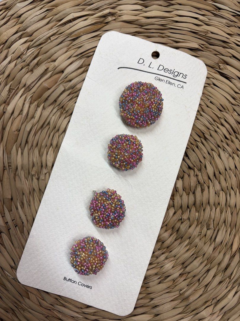 USA beaded button cover (Category: Other Accessories) located in Manila. Submitted by thebookclubz (Listing ID 1463473814, Image 2). Description: .