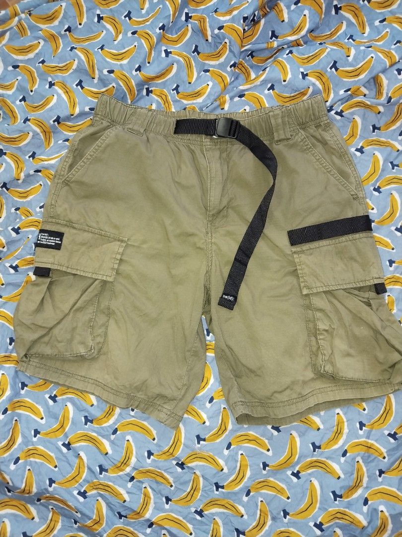 Utility Cargo Short (Category: Shorts) located in Mabalacat. Submitted by al_amin_thrift (Listing ID 1463442883, Image 1). Description: 🥾 Hw(id) / Outwind — All-Season Utility Cargo Shorts — Olive Green L19 W31 Brand: hw(id): — Outwind Size: M — Elastic waist + adjustable webbing belt — fits comfortably ~30–34" waist Color: Olive / Military Green Fabric: Ripstop cotton blend — lightweight, durable, quick-dry, breathable ✨ Details: - Signature hw
