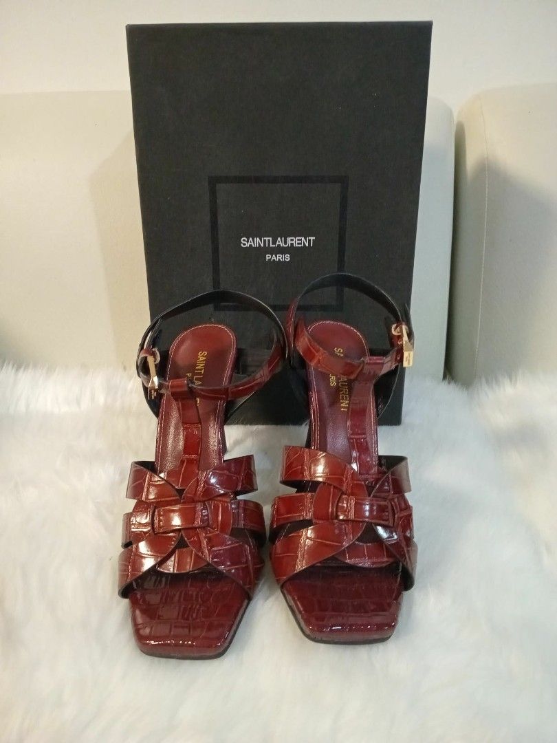 Valentino Garavani Red Studded Heels (Category: Sneakers & Footwear) located in Manila. Submitted by luckyfinds_ph88 (Listing ID 1463339284, Image 3). Description: Red suede Valentino Garavani heels. Features the iconic Rockstud details. Adjustable ankle straps. Pointed toe design. Comes with original box..
